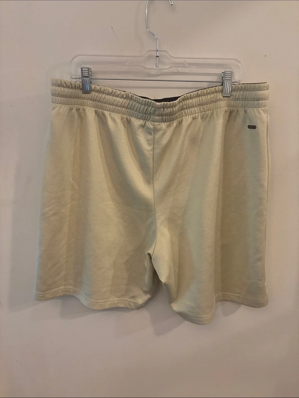 Spyder Active Men's Cream Mesh Performance Shorts Size XL Zip Pocket